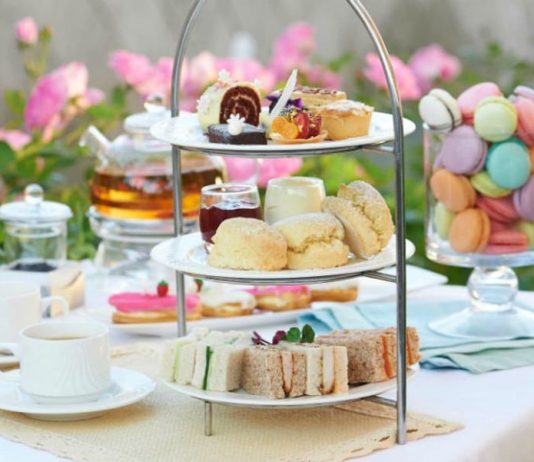 when is the british meal called tea served 3