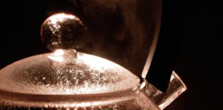 how long does brewed tea last