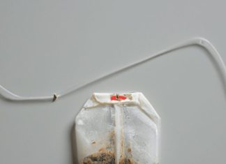 is it safe to drink expired tea