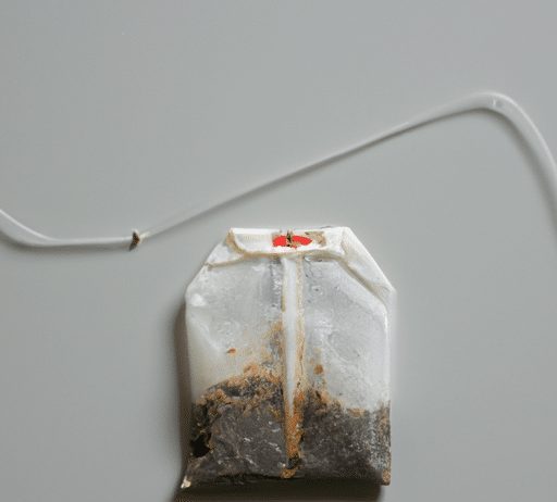 is it safe to drink expired tea