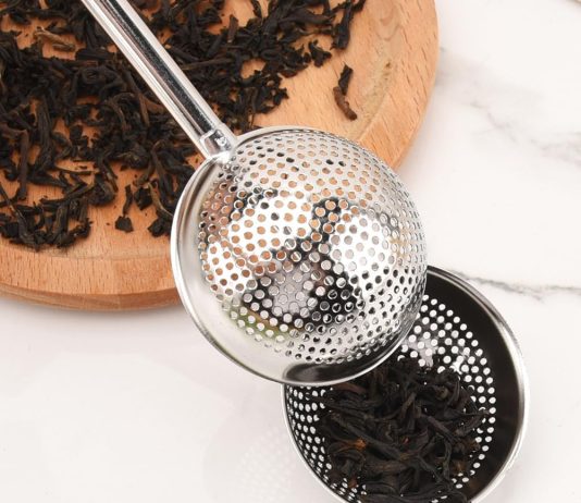 guowall 2 pack tea strainer stainless steel tea infuser tea filter tea ball with handle for loose leaf tea and spices se 1